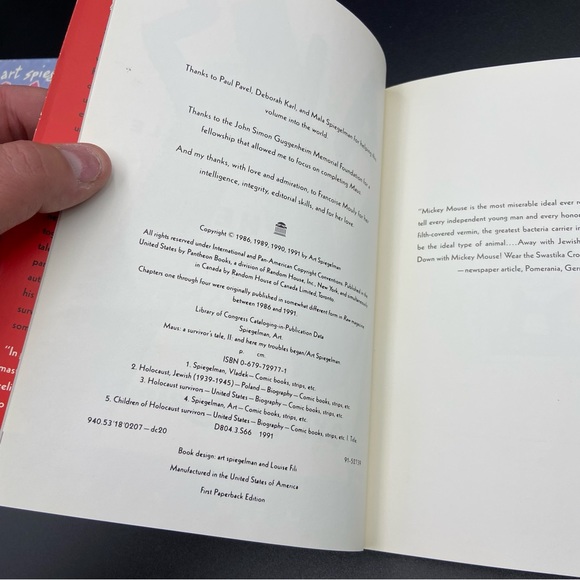 Maus I & II Paperback Box Set by Art Spiegelman Controversial Holocaust Jewish - Picture 10 of 10